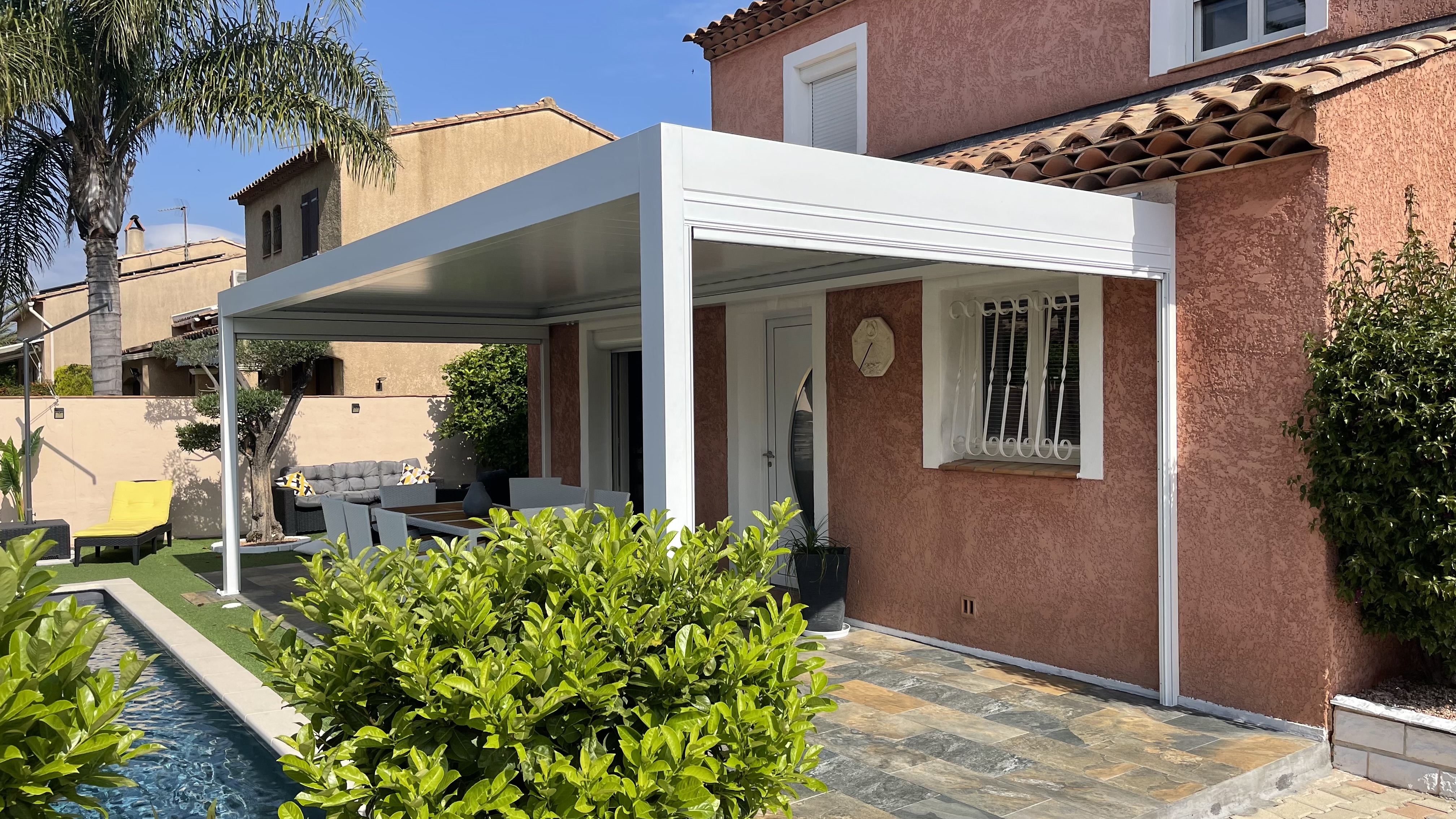 photo pergola bioclimatique 4 X 3m