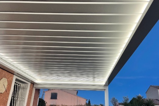 Pergola bioclimatique 4 X 4m LED