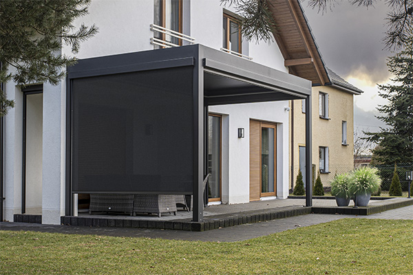 Store zip Pergola bioclimatique sur mesure